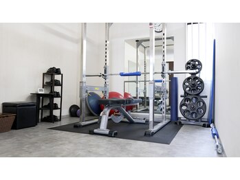 チュラメイキング(Chura Making)/トレーニングルーム