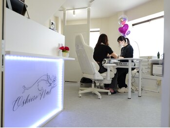 オシイロネイル(Oshiiro Nail)の写真/松本NEWOPEN★派手～控え目まで◎推し活デザインもシンプルオフィスネイルもお任せ下さい!初めての方も歓迎