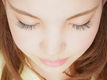 ネイル ミネット(Nail Minette)の写真/[松井山手/似合わせまつ毛パーマ］+高保湿トリートメント付 ￥4400～ ナチュラルで上品な仕上がりに◎