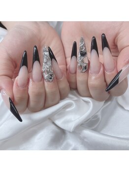 レッドネイル(Redネイル)/ブラックフレンチ