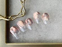 つめノさき/ぷっくりミラーグラデーション