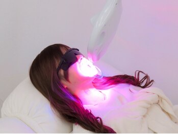 バッカス(BACCHUS)の写真/エリア希少!!【アイブロウWAX&セルフホワイトニング】ハイクオリティな施術が同時に可能◎時短でキレイに♪