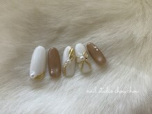 ネイルアンドアイラッシュスタジオ シュシュ(chouchou)/秋冬カラー・リボンデザイン