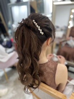 エムアイ 六本木(Mi)/ポニーテールアレンジヘア