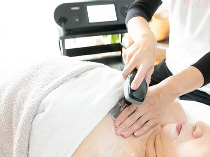 インディバ ホリ ナゴヤ ハニーズビューティー(INDIBA HORI NAGOYA Honey’s beauty)の写真