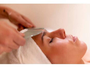 クラーレ/［フェイシャル］