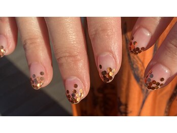 カマルスパラトゥ(KAMAL spa RATU)/ホログラム