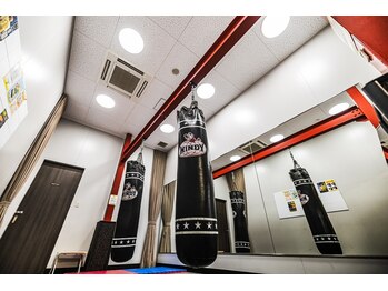 ゴールドジム 熊本East店(GOLD'S GYM)/サンドバックルーム