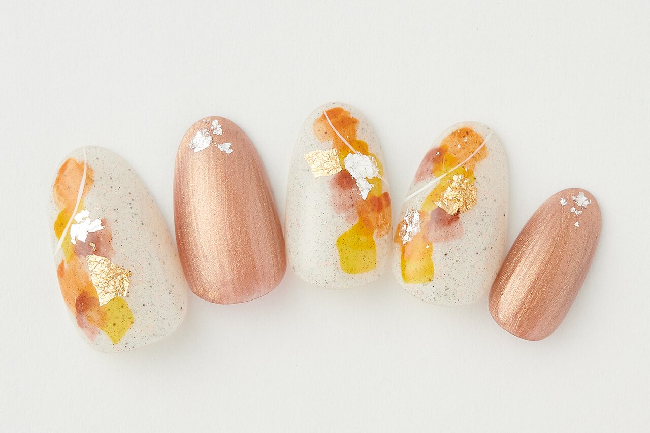2026年冬トレンド】オレンジ オフィス ハンドのネイルデザイン集｜人気