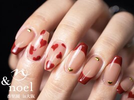 赤色ハートネイル