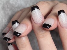 ノウェム(novem)/黒フレンチ♪