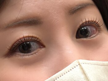 エスデザイン(es design)/まつげパーマ/自然な立ち上げ