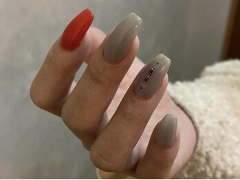 【kanako】カラフルスタッズ