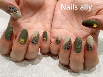 ネイルズアリー 立川店(Nails ally)/レオパード×イニシャル×秋冬