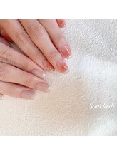 フローラ(flora)/アシンメトリーネイル