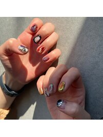 左右非対称ニュアンスネイル♪