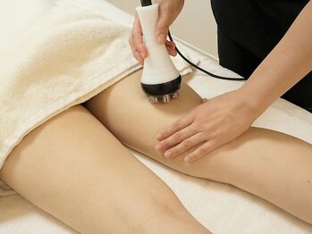 アンジェーム(angeame)/ラジオ波で深部を温めます。