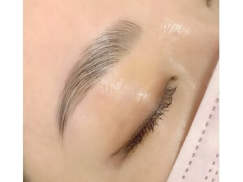 シュ シュ(chou chou)/HOLLYWOOD BROW LIFT