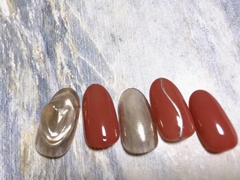 モグネイル(Mogunail)/9月定額A ミラーぷっくりネイル