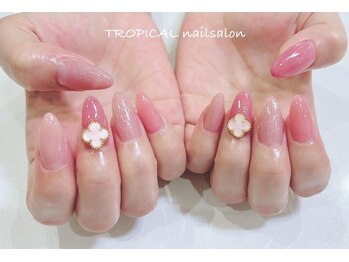 トロピカル(TROPICAL)/ヴァンクリパーツネイル
