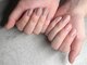 ユウコネイルズアンドエステティック ラ デェス(Yuko Nails & Esthetic La Deesse)の写真/カルジェルをメインにシンプルだからこそ爪周りのお手入れも◎しっかり処理をしてこだわりぬいた指先に!!