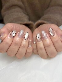 大人のドットネイル
