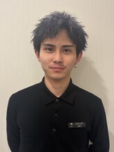 眉毛の王様 新宿本店 奥