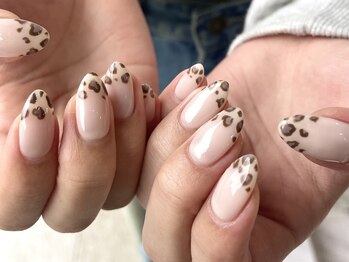 アミティー(amity)/レオパード柄ネイル