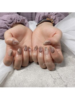 プチナノ(petitnano)/ ニュアンスorフレンチネイル