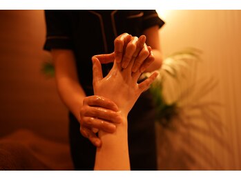 リフレスト 池袋東口店/