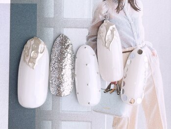 ネイルサロンフォーユー(for u)/ホワイト×ミラー￥6980