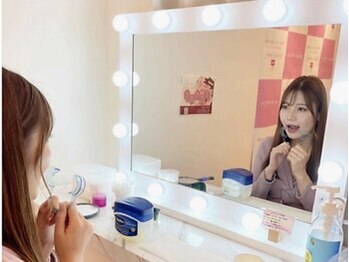 エクシアホワイトニング 西条店/3 オープナーを装着