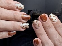 エイナネイル(einanail)/持ち込みアート6本美形フォルム