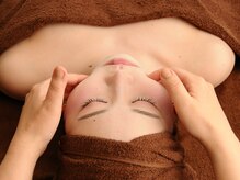 だれでもエステ 北浜店/小顔フェイシャル痛きもちいい！