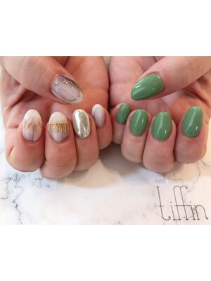 nail salon tiffin【ティフィン】