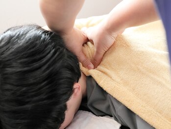 華楽 豊明店/首・肩の施術