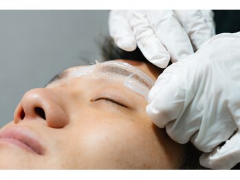キメル(KIMERU)の写真/【女性ウケ抜群◎】清潔感UPのモテ眉デザインで第一印象を劇的に変える！好印象を叶える眉ワックス★