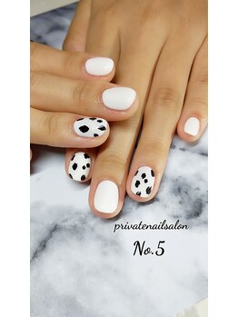 ナンバーファイブ(N°5)/ダルメシアンネイル☆