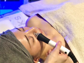 シャングリラ(Shangri-La)/ハイドラフェイシャル毛穴洗浄♪