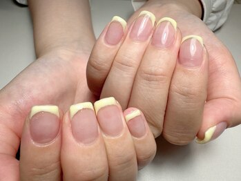 ヨーローネイル(YOLO Nail)/フレンチネイル