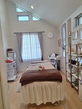 フルールドリス(FLEUR DE LIS)/完全個室☆あなだだけの空間♪