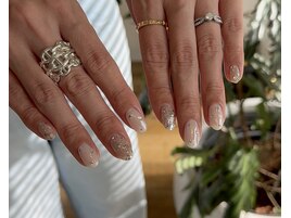 キラキラ秋ネイル