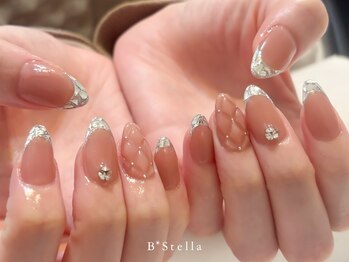 ビーステラ 横浜元町店(B-STELLA)の写真/色変更◎種類豊富なデザインでおしゃれに♪季節のトレンドデザインも多数ご用意♪同時施術も◎