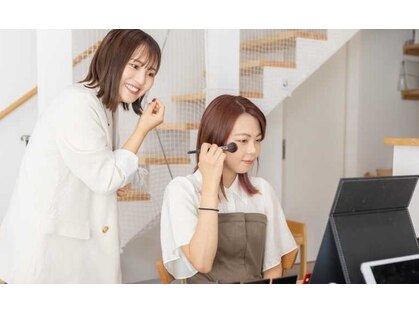 HBL(眉毛)/パーソナルカラー診断/メイクレッスン LINOMINEの写真