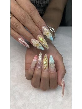 ノアールネイルズ(Noir nails)の写真/夏らしい透明感カラーやキラキラネイルで、指先から季節を楽しみませんか？