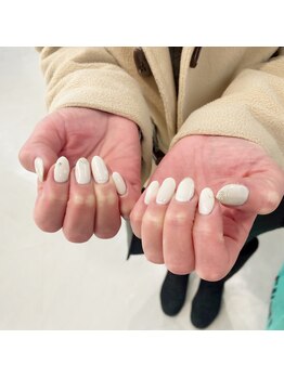 ネイルサロン エーナイン ザ ビッグ豊平店/シンプルデザイン