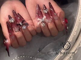 ワンホンガーリーネイル