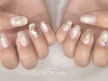 お花モチーフの和柄ネイル♪