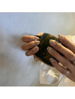 ヌフ(neuf)の写真/自他店共にオフ無料*【スタンダードコース¥5830/デザインコース¥6600】季節にピッタリの華やかな指先に♪