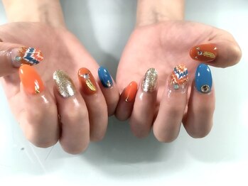 リーヴェ(Riebe)/【ハンド】ピーコックネイル